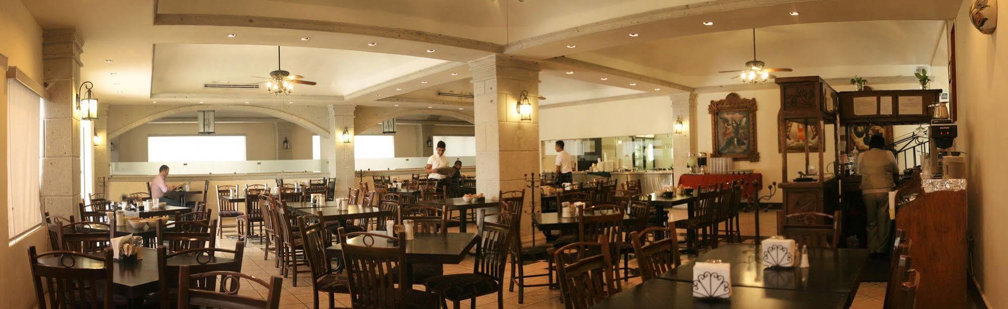 Hotel El Camino Inn & Suites Reynosa Eksteriør bilde