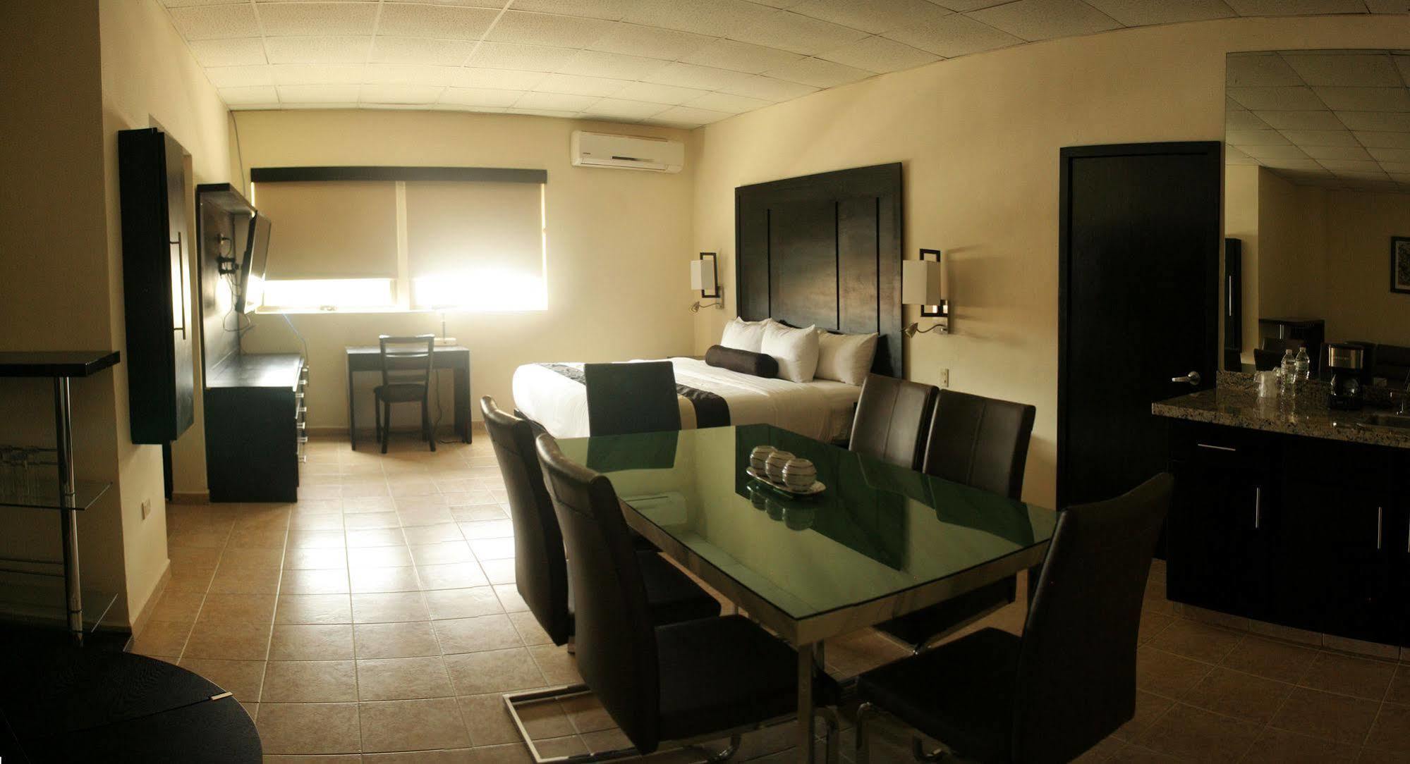Hotel El Camino Inn & Suites Reynosa Eksteriør bilde