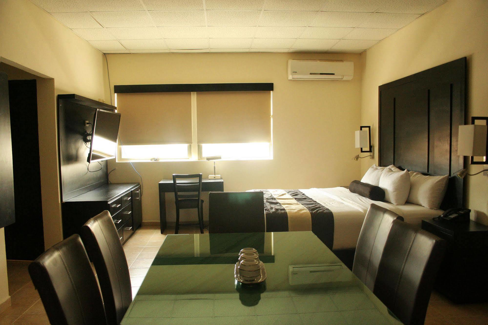 Hotel El Camino Inn & Suites Reynosa Eksteriør bilde