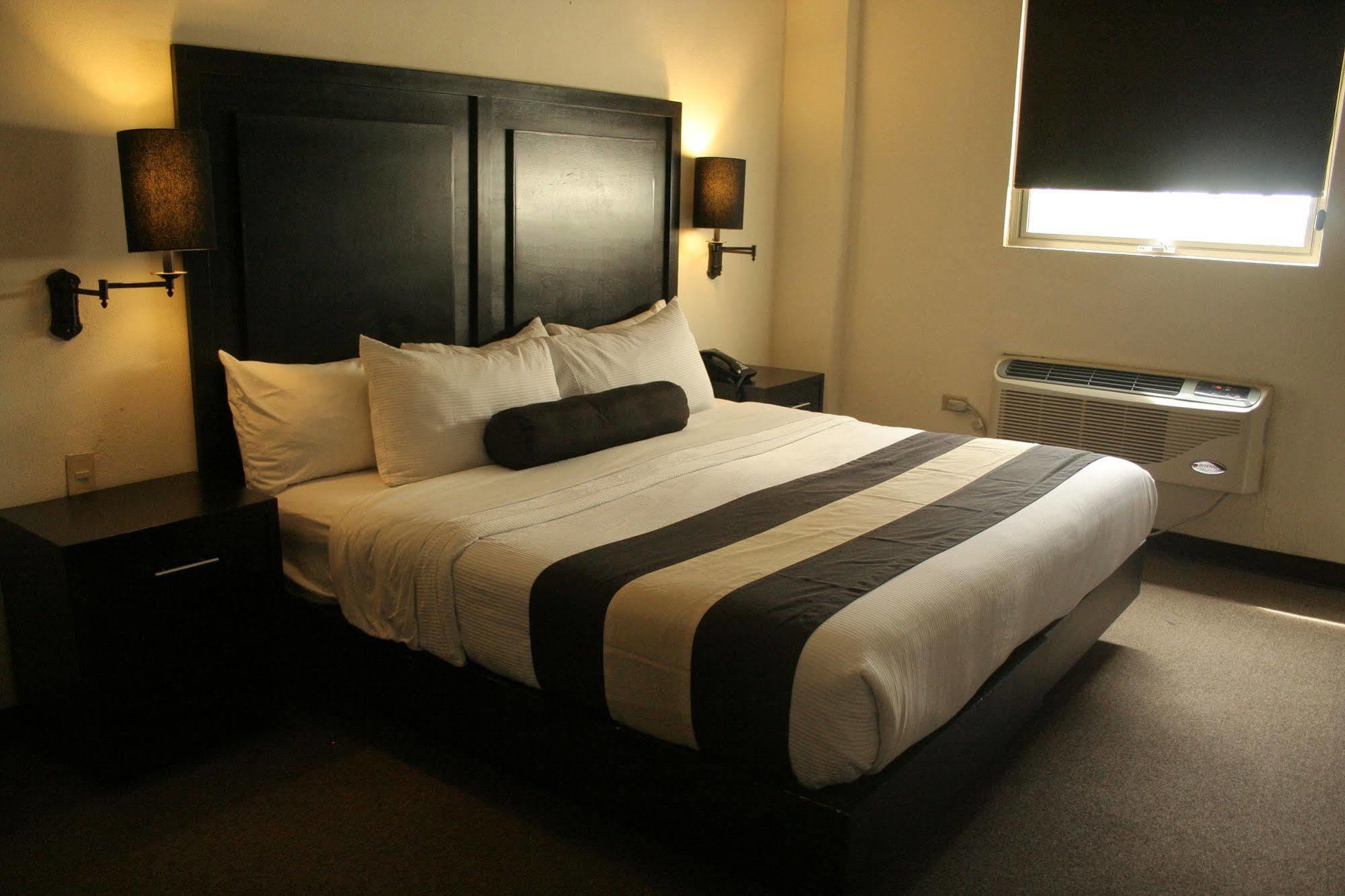 Hotel El Camino Inn & Suites Reynosa Eksteriør bilde