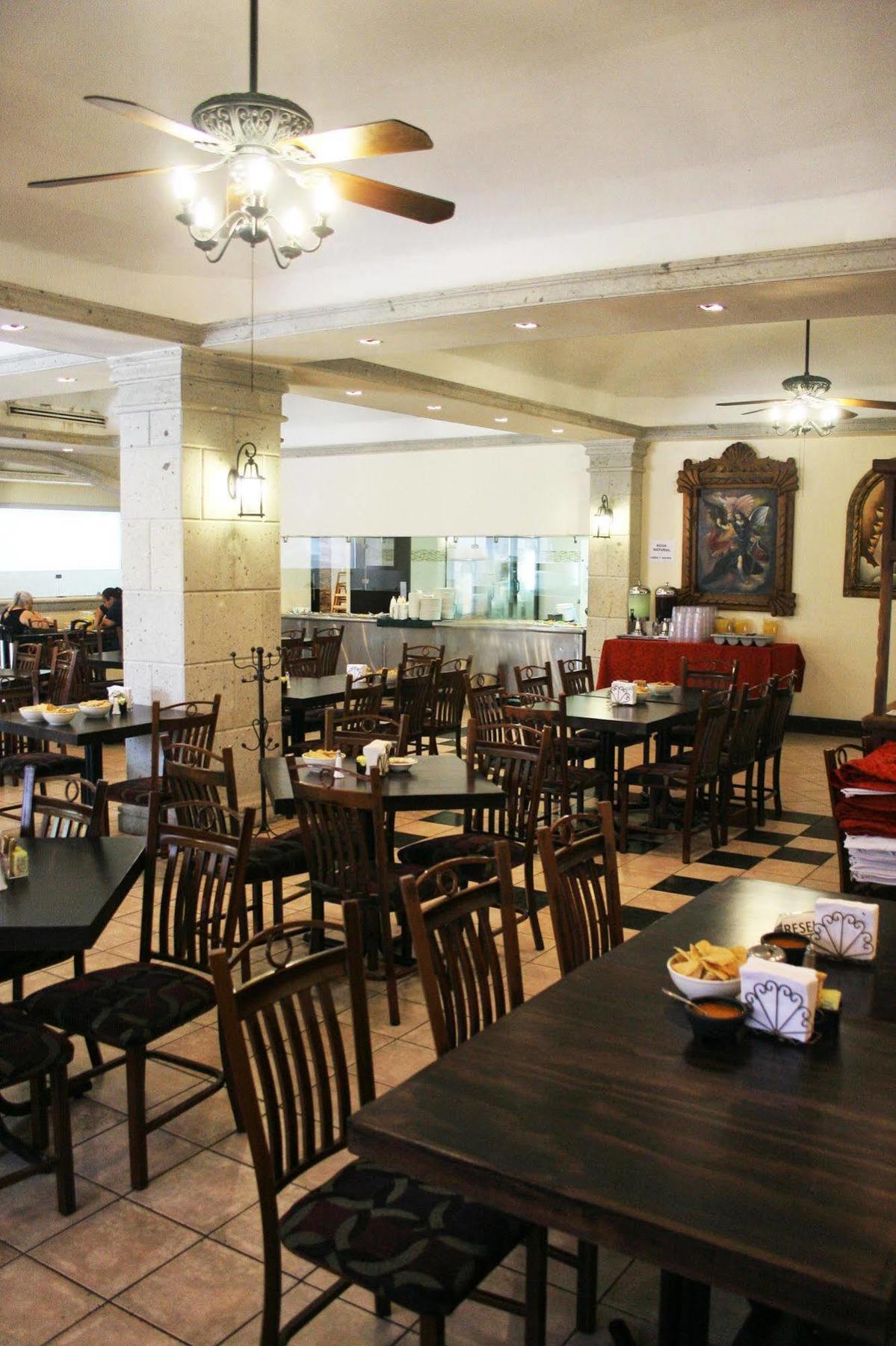 Hotel El Camino Inn & Suites Reynosa Eksteriør bilde